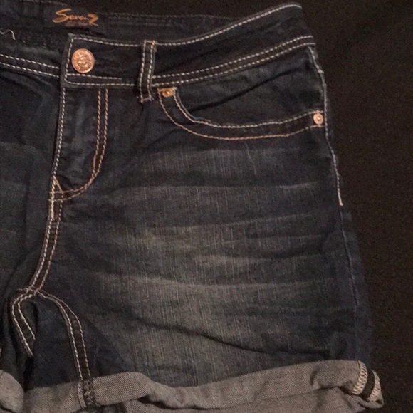 Seven7 blue jean shorts - Picture 4 of 8